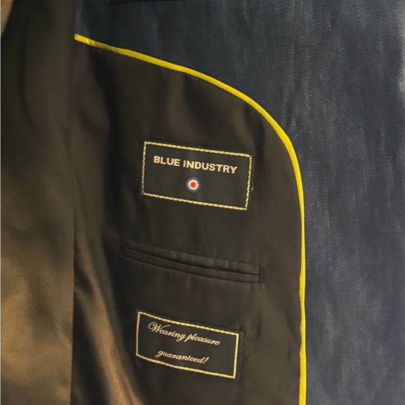 Men's Blue Blazer - Picture 7 of 8